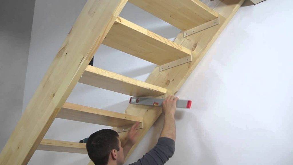 Как собрать лестницу из деревянных элементов - сборка лестницы — Video | VK