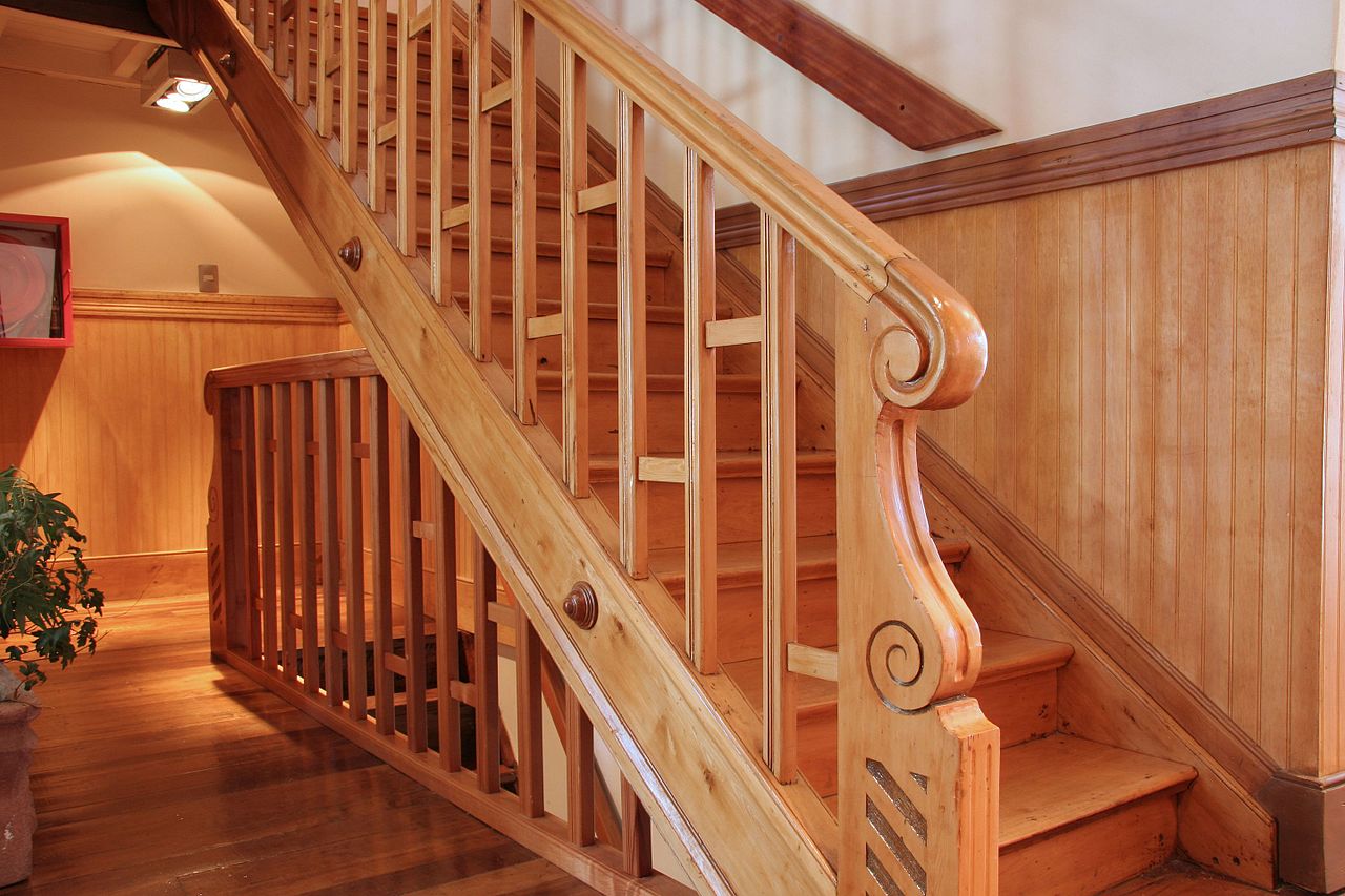 Процесс изготовления деревянной лестницы | Лестницы от души