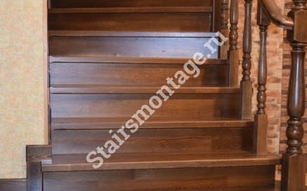 Отделка бетонной лестницы деревом, облицовка (обшивка) лестницы из бетона в частном доме (Москва)