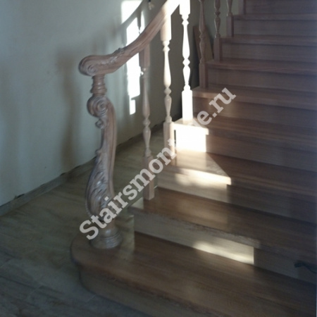 Лестница с отделкой дубом прямая № 59