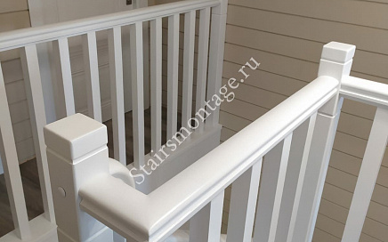 Деревянная лестница в Нахабино