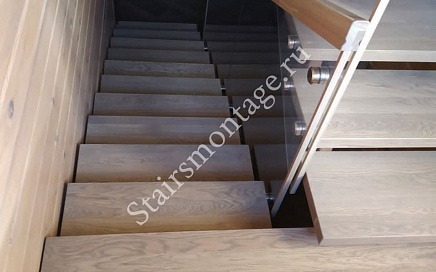 Отделка металлической лестницы в деревне Сонино