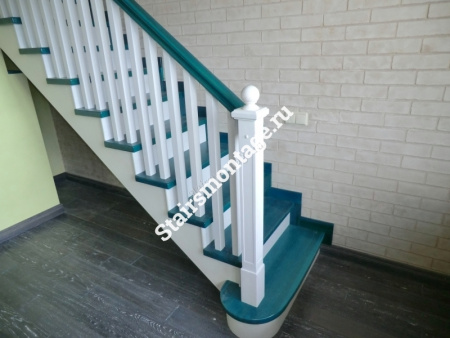 Деревянная лестница из лиственницы № 200