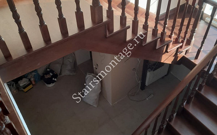 Отделка металлической лестницы в п. Дьяково Отделка металлической лестницы в п. Дьяково
