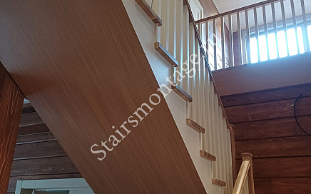 Отделка металлической лестницы в КП Лагуна Парк