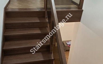 Отделка металлической лестницы в д.Беседы