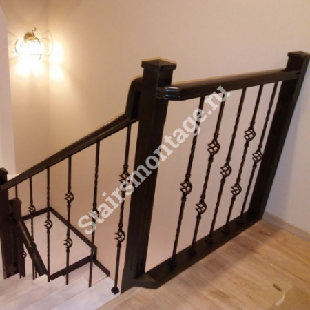 Лестница из дуба на заказ П-образная № 75