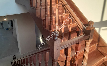 Отделка металлической лестницы в п. Дьяково Отделка металлической лестницы в п. Дьяково