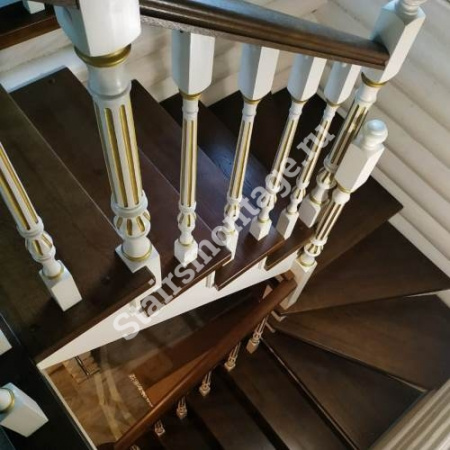 Деревянная лестница из дуба и сосны №107