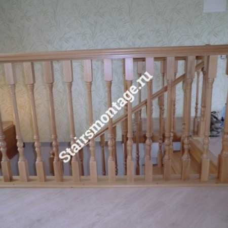 Лестница из бука П-образная № 153 Лестница из бука П-образная № 153