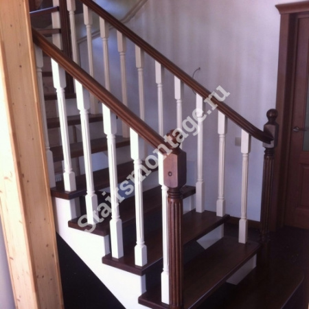 Лестница из лиственницы и сосны на заказ № 62