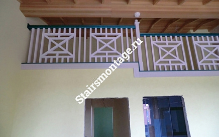 Лестница из лиственницы №168