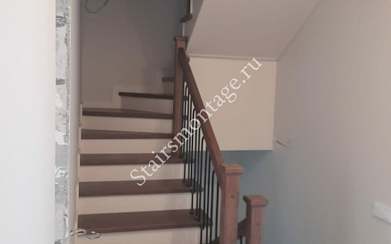 Отделка металлической лестницы в Кутузово Клаб