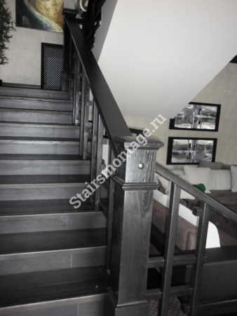 П-образная лестница с поворотом на 180 градусов № 190