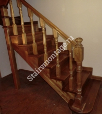 Лестница из лиственницы и сосны на заказ № 23