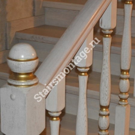 П-образная лестница на заказ из бетона с обшивкой дубом № 104 П-образная лестница на заказ из бетона с обшивкой дубом № 104