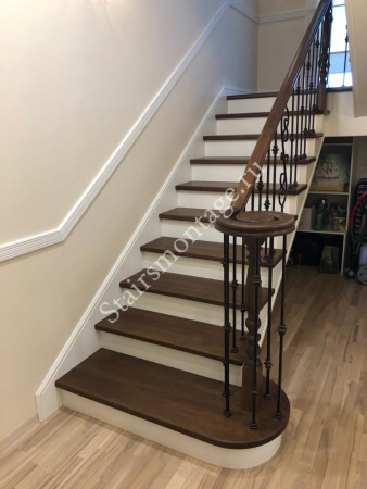 П-образная лестница, поворот на 180 градусов и площадка № 183 П-образная лестница, поворот на 180 градусов и площадка № 183