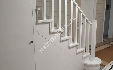 Деревянная лестница в Нахабино