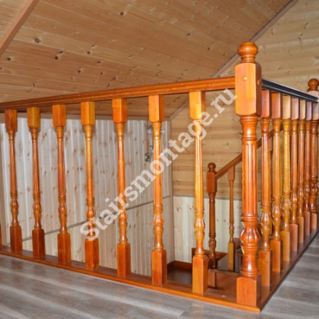 Деревянная лестница из дуба и сосны №105