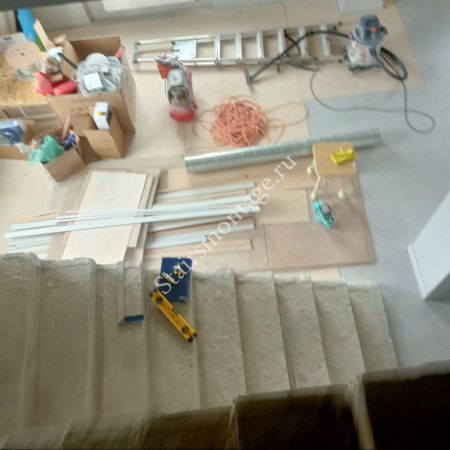 Лестница из бетона с отделкой и поворотом на 180 градусов № 199