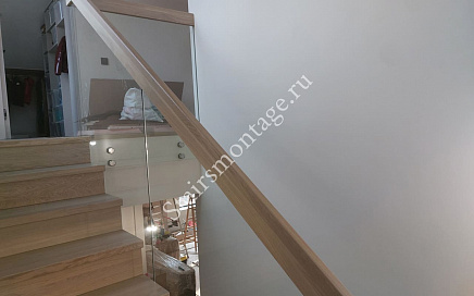 Отделка бетонной лестницы в деревне Захарково