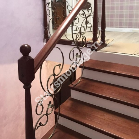 П-образная лестница на заказ из бетона обшитая дубом № 98