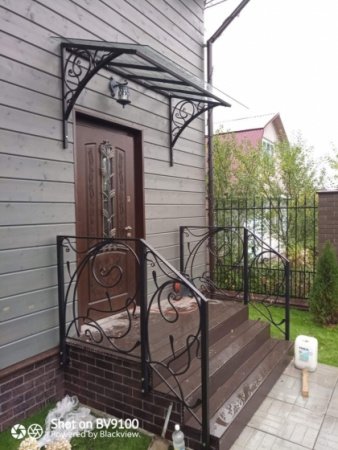 Лестница для улицы № 13 с перилами