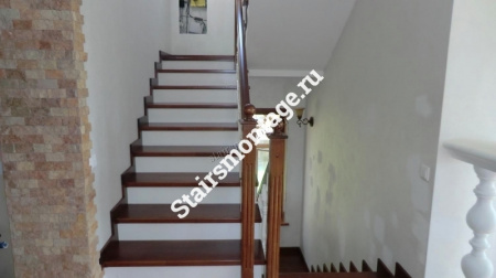 П-образная лестница с поворотом на 180 градусов № 210 П-образная лестница с поворотом на 180 градусов № 210