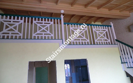 Лестница из лиственницы №168