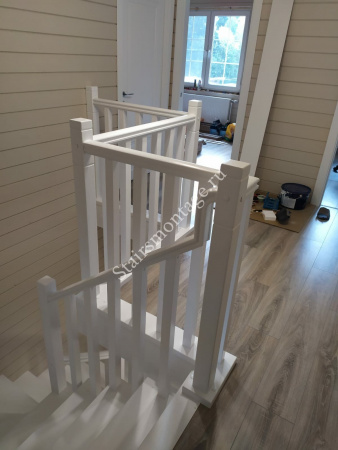 Лестница с поворотом 90 градусов № 191