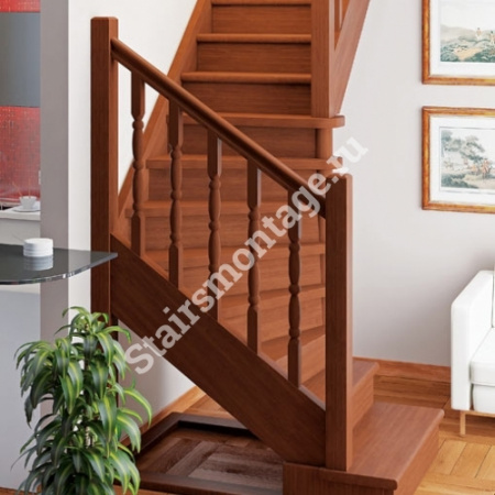 Лестница Г-образная ЛЕС - 02 из хвойных пород дерева