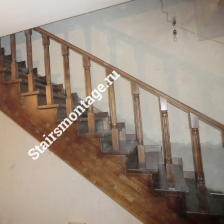 Лестница из лиственницы и сосны на заказ № 24