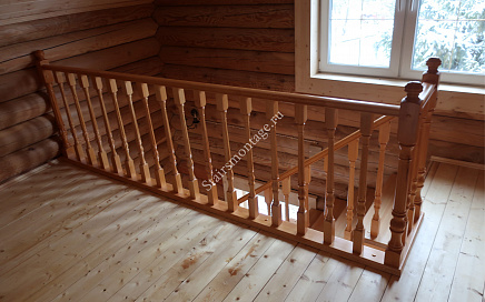 Деревянная лестница в СНТ Холмы