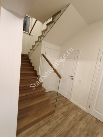 Облицованная бетонная лестница с поворотом на 180 градусов № 171