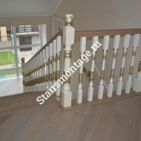 Лестница на заказ из бетона с облицовкой дубом прямая № 1