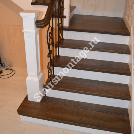 Лестница из дуба на заказ П-образная № 76 Лестница из дуба на заказ П-образная № 76