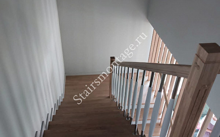 Отделка бетонной лестницы в Ступино